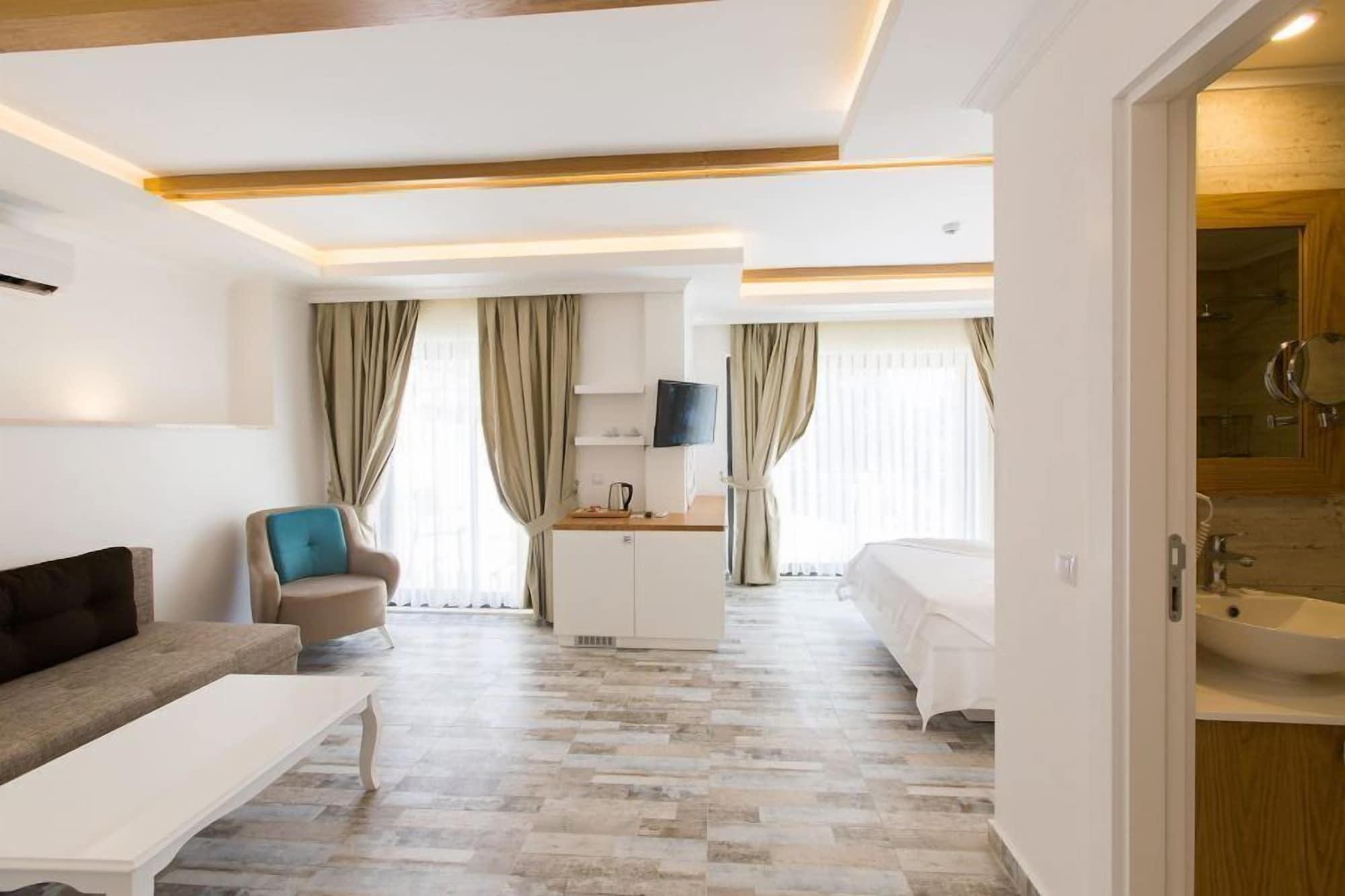 Otel Payam 4*